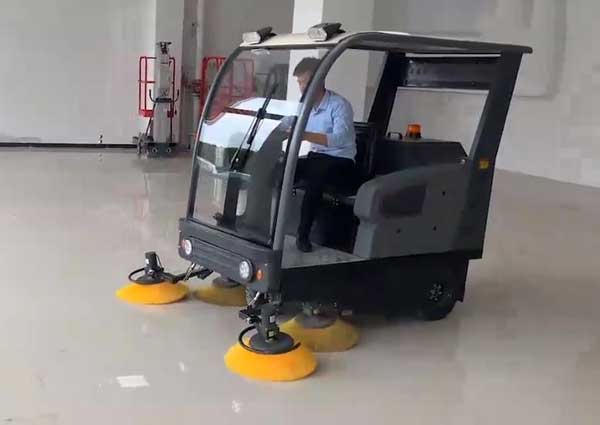 電動掃地車廠家哪家好？價格怎么樣